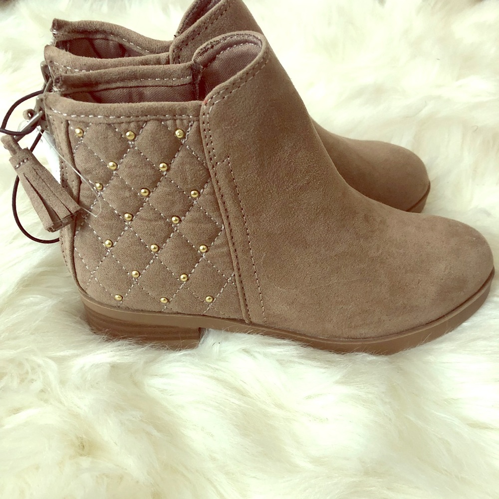 Seychelles Girls’ size 12 tan studded bootie- nwt